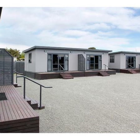 Pine Lake View Lodge Kaiapoi Екстер'єр фото