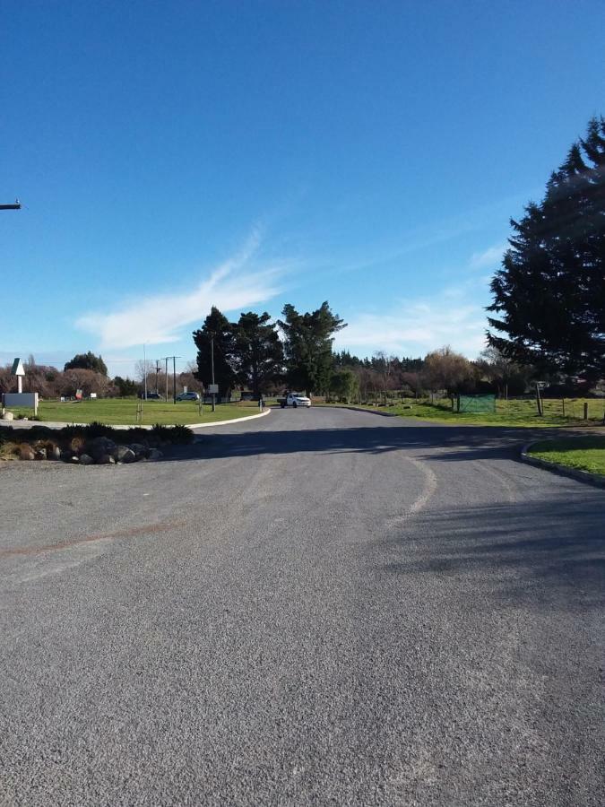 Pine Lake View Lodge Kaiapoi Екстер'єр фото