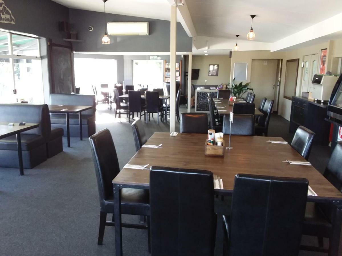 Pine Lake View Lodge Kaiapoi Екстер'єр фото